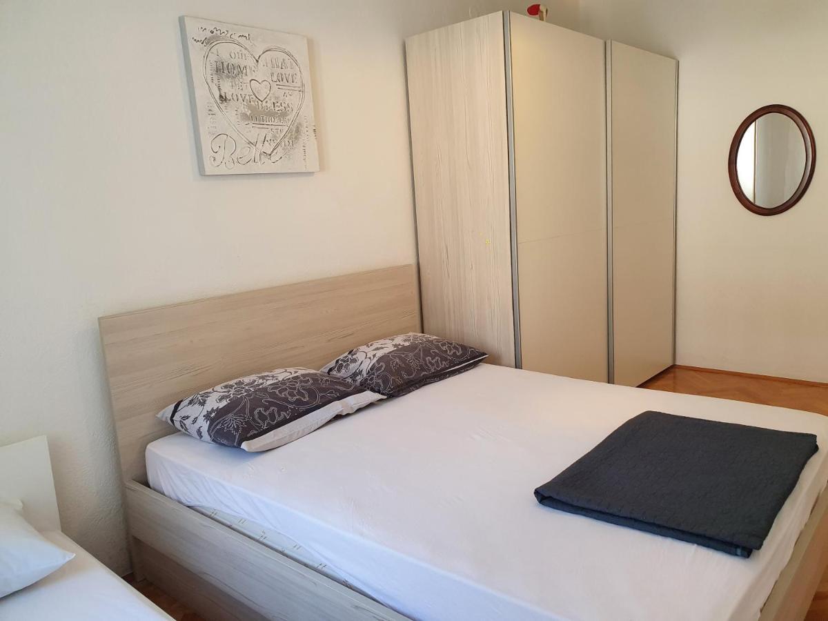 Apartman Gojak Makarska Exterior foto